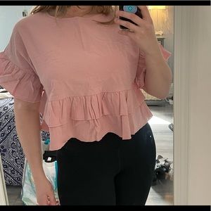 Light pink short sleeve shirt with frills